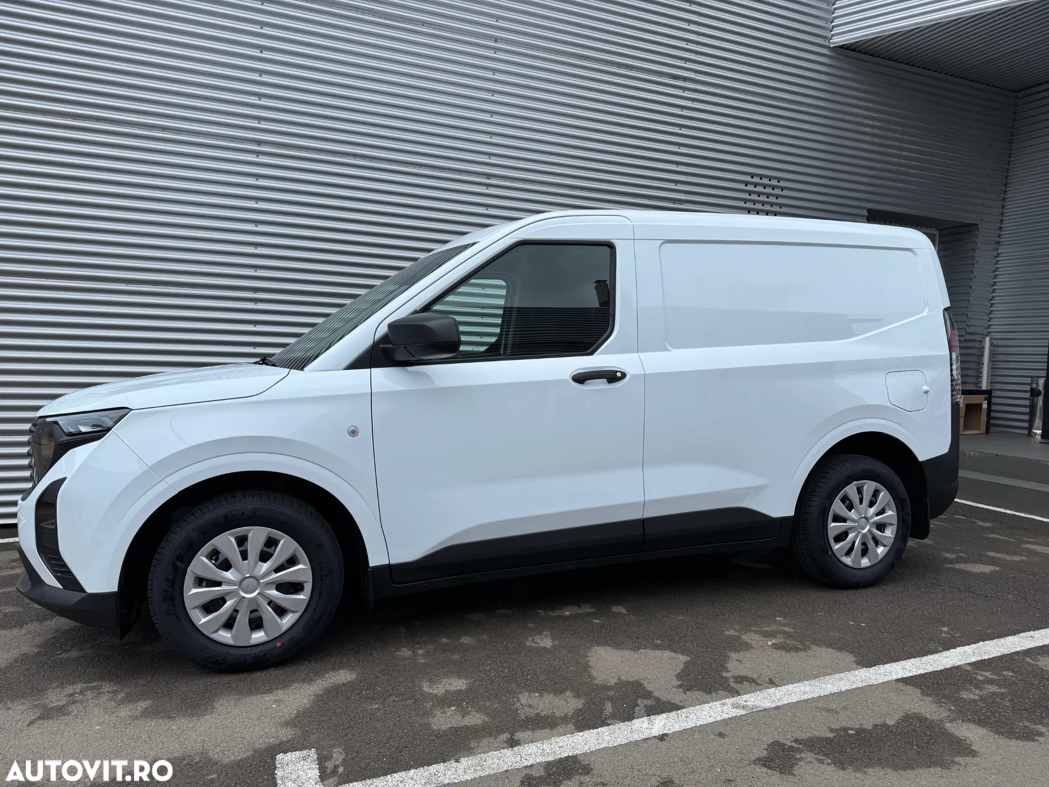Ford Courier - 5
