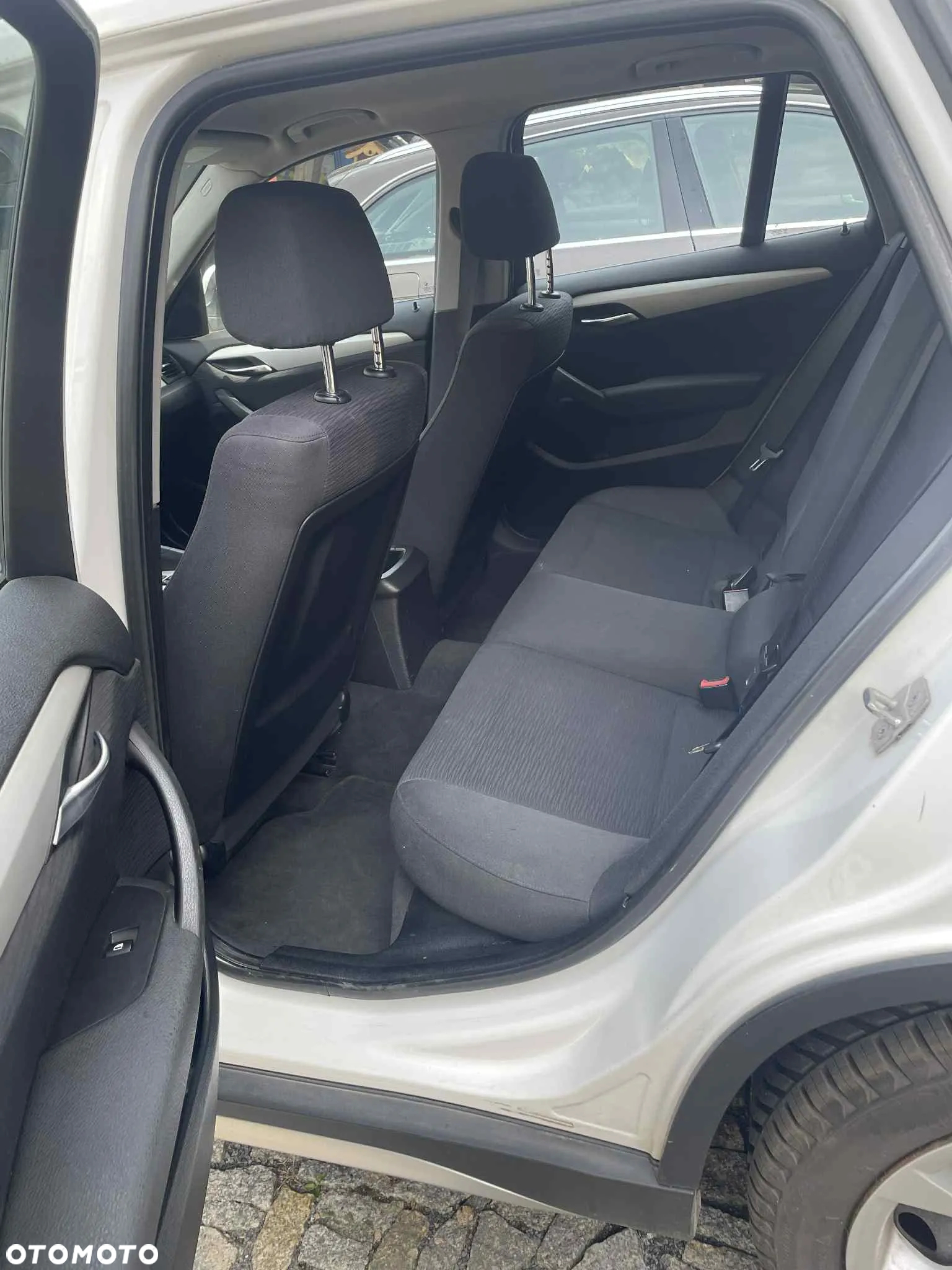 BMW X1 sDrive18d - 18