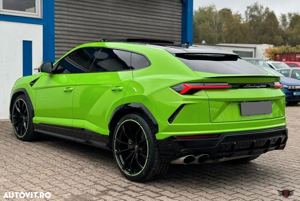 Lamborghini URUS Standard - 5