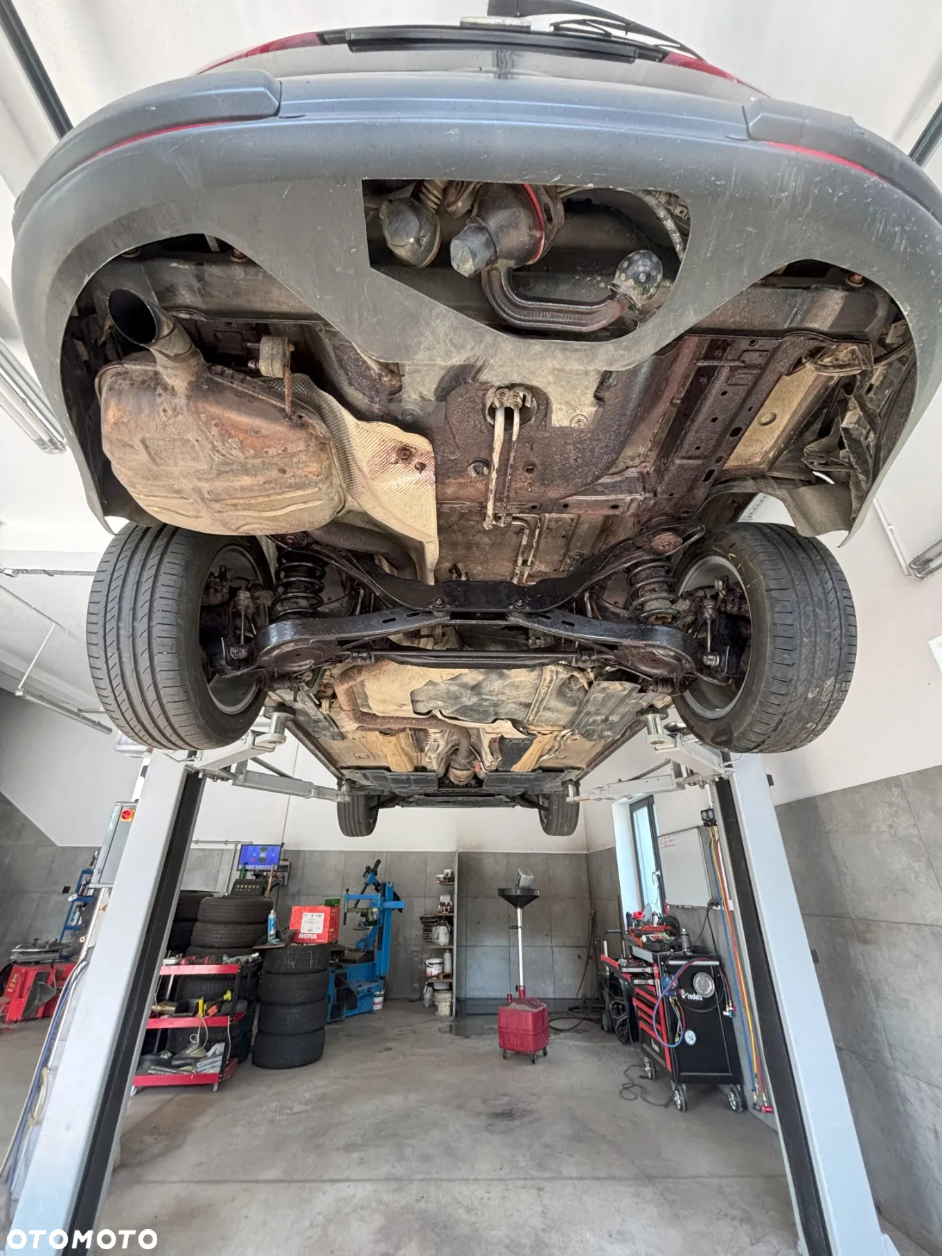 Ford Galaxy 2.0 TDCi Ghia - 23
