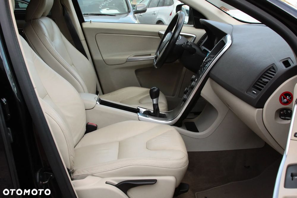 Volvo XC 60 DRIVe Summum - 17
