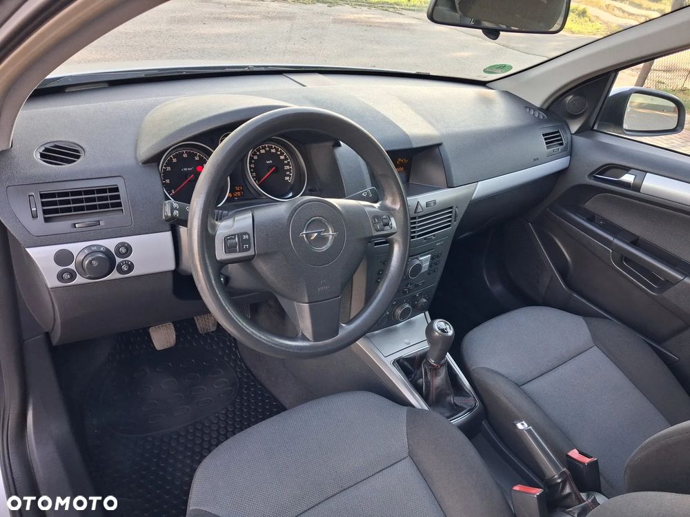 Opel Astra - 22