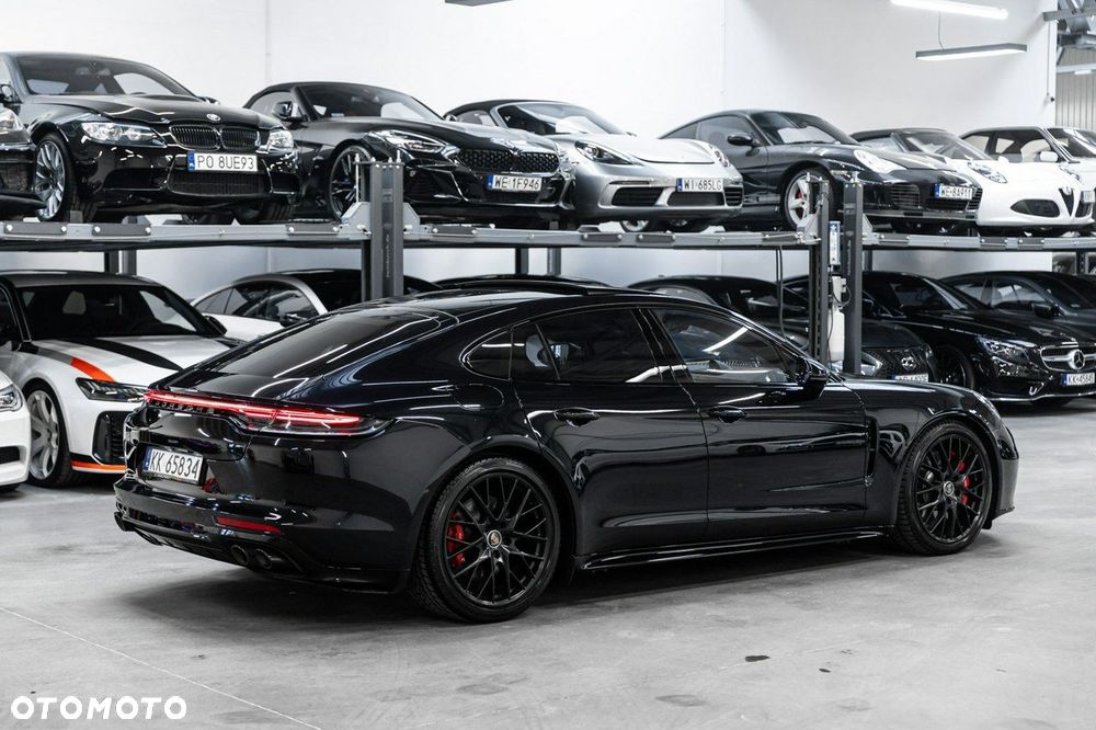 Porsche Panamera - 11