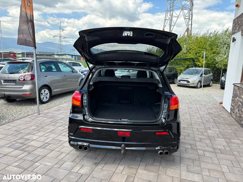 Mitsubishi ASX - 15