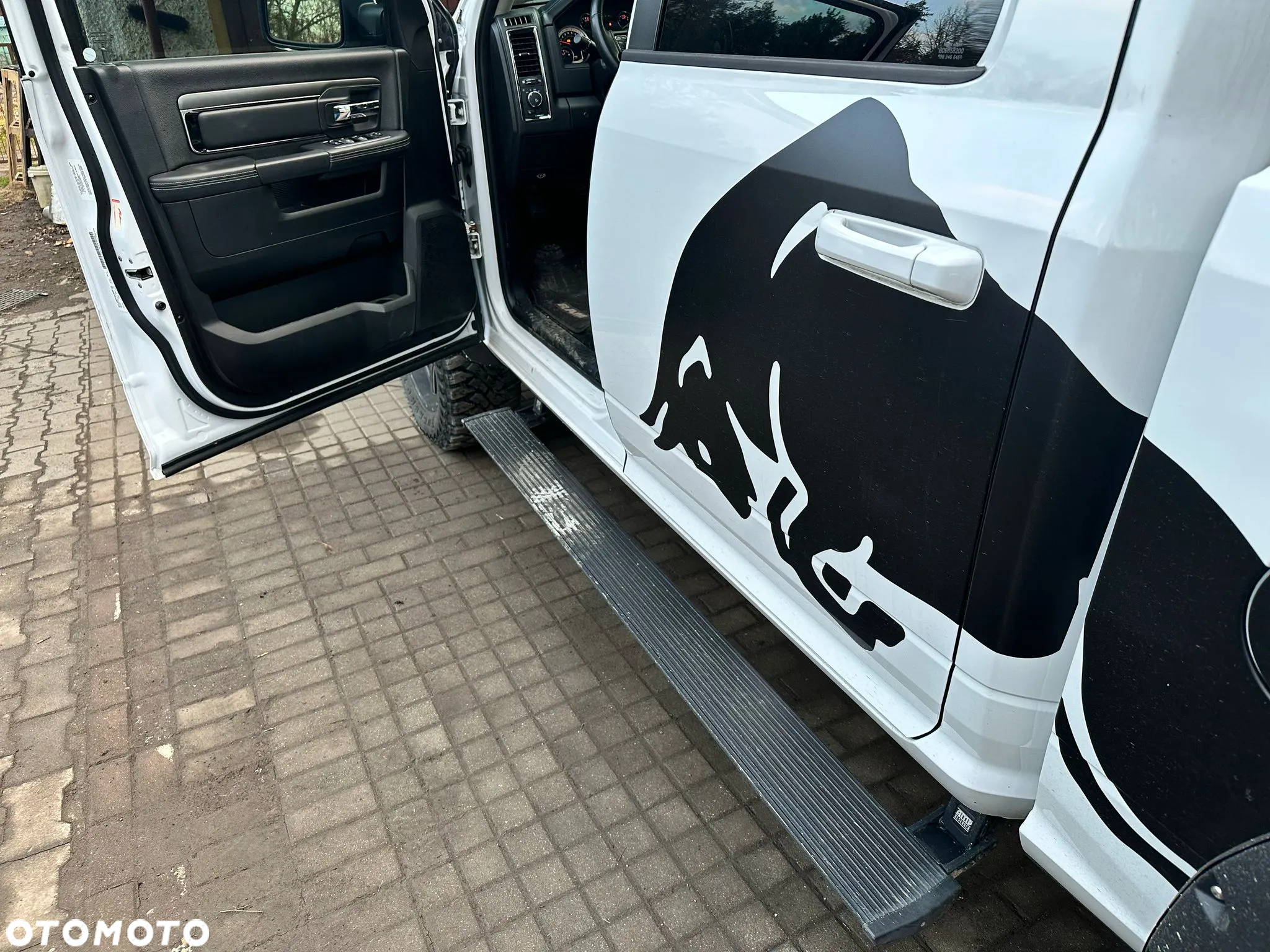 RAM 1500 5.7 Crew Cab Shortbed Laramie Sport Full - 18