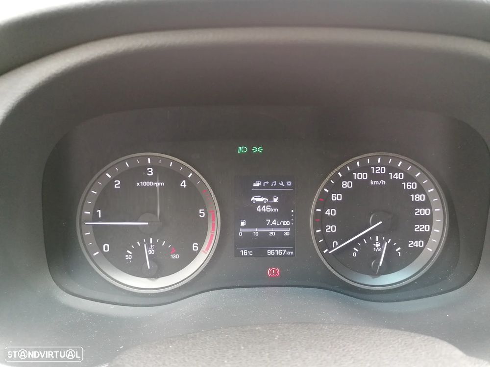 Hyundai Tucson 1.7 CRDi Executive - 7