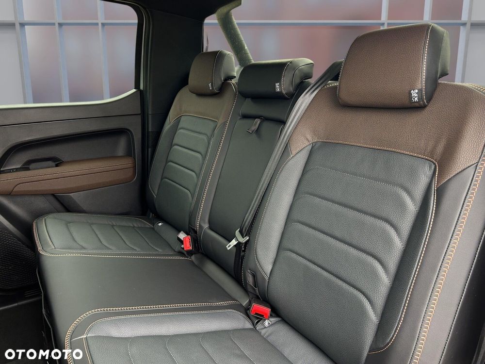 Volkswagen Amarok - 15