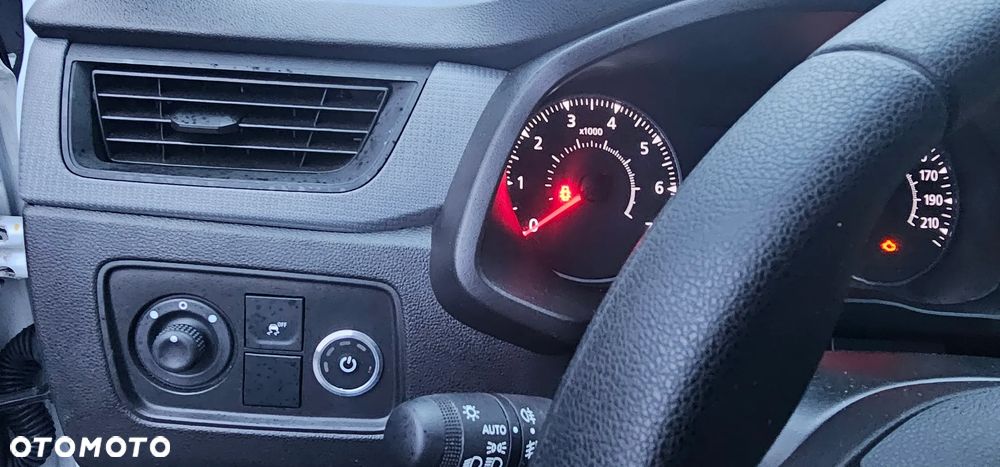 Renault EXPRESS - 12