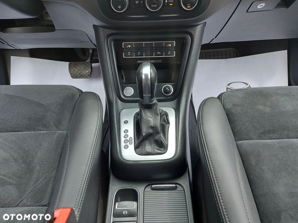 Volkswagen Sharan - 23