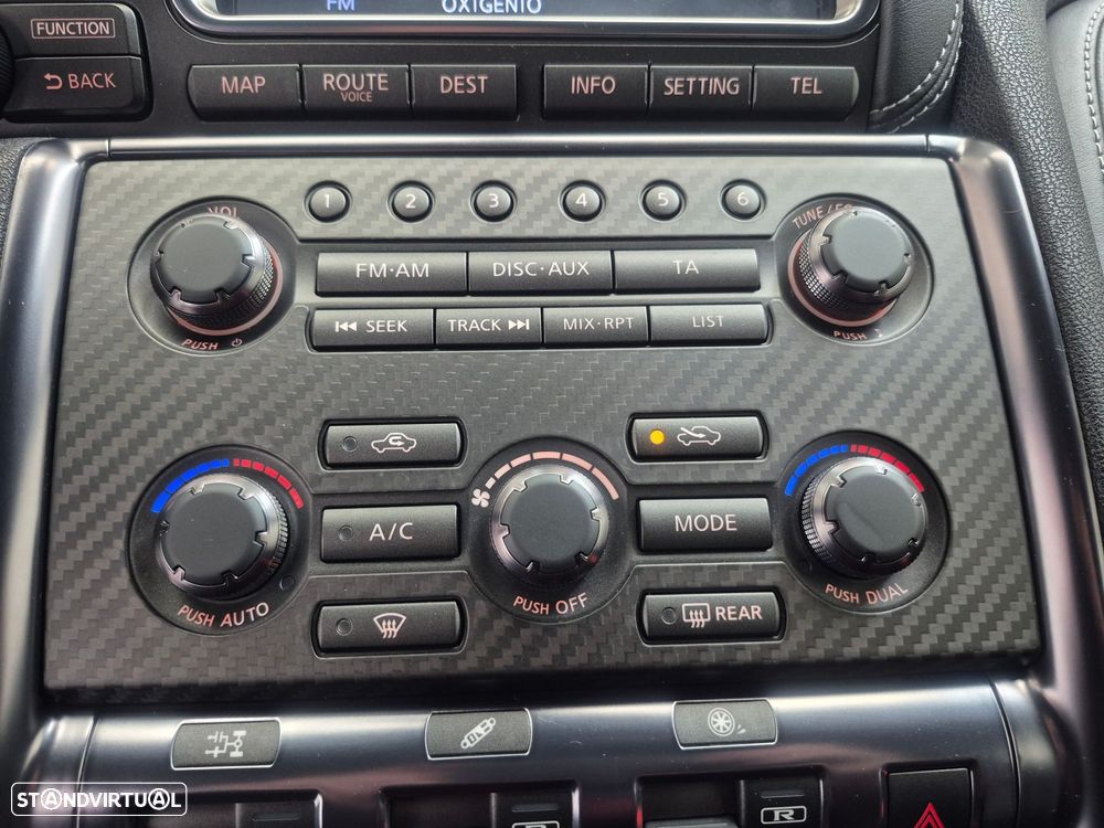 Nissan GT-R 3.8 V6 Black Edition - 38