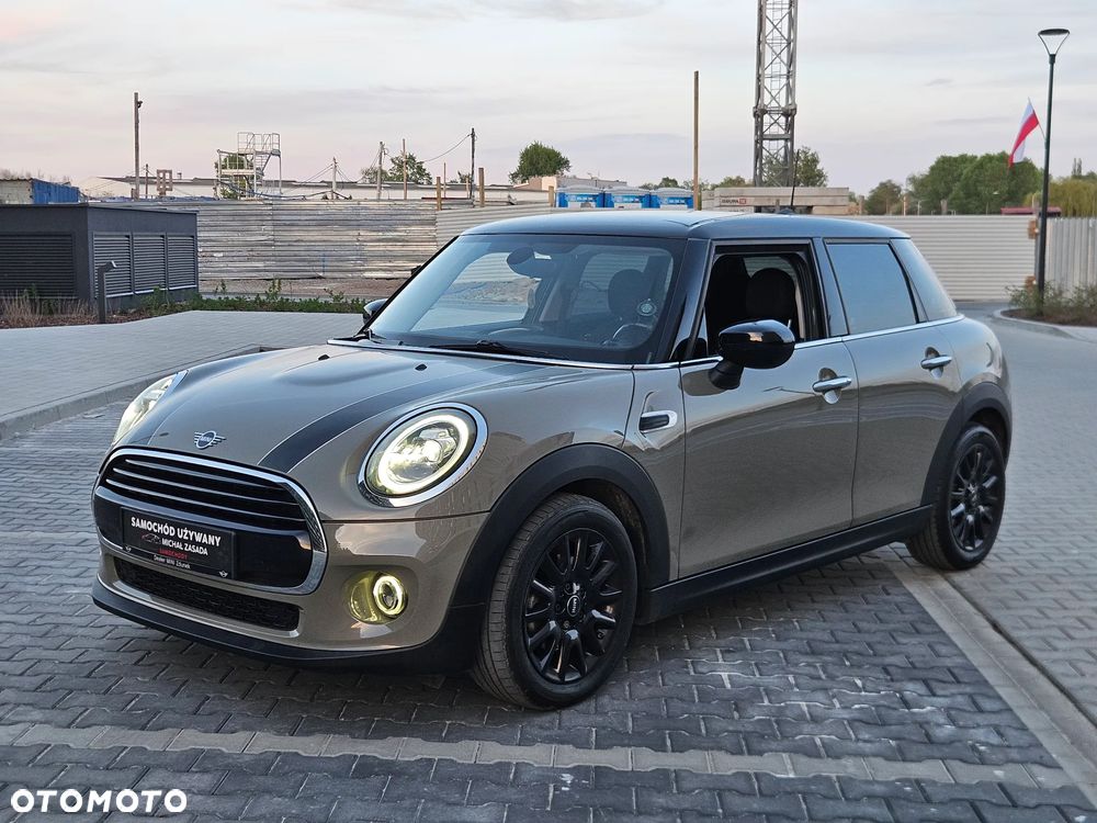 MINI Cooper Standard - 2