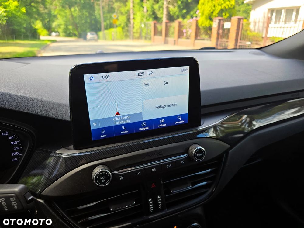 Ford Focus 1.5 EcoBoost ST-Line - 15