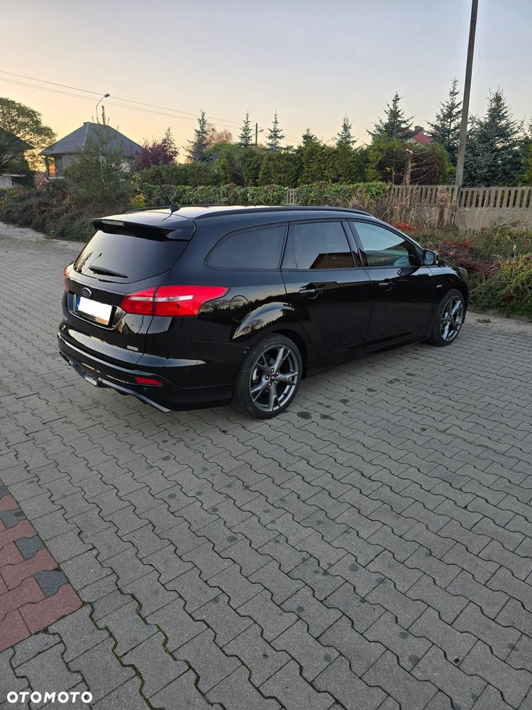 Ford Focus 1.0 EcoBoost Start-Stopp-System ST-LINE - 6