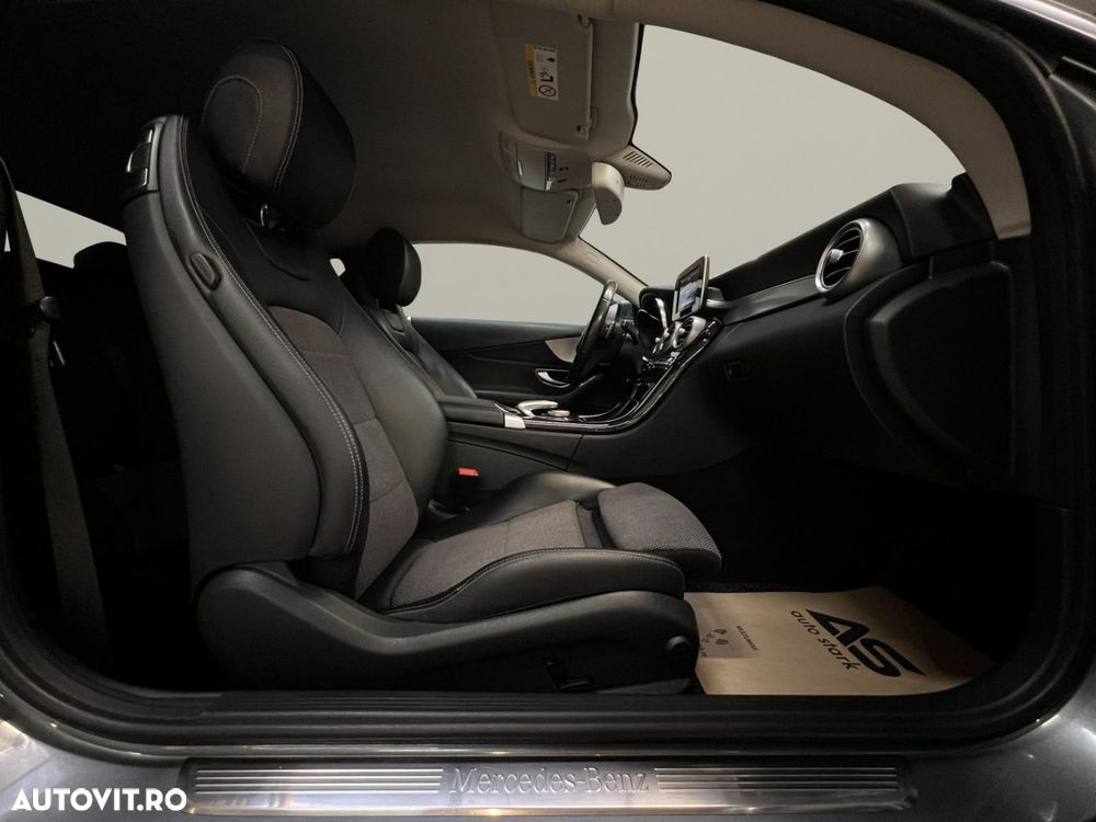 Mercedes-Benz C 220 d 4MATIC 9G-TRONIC - 24