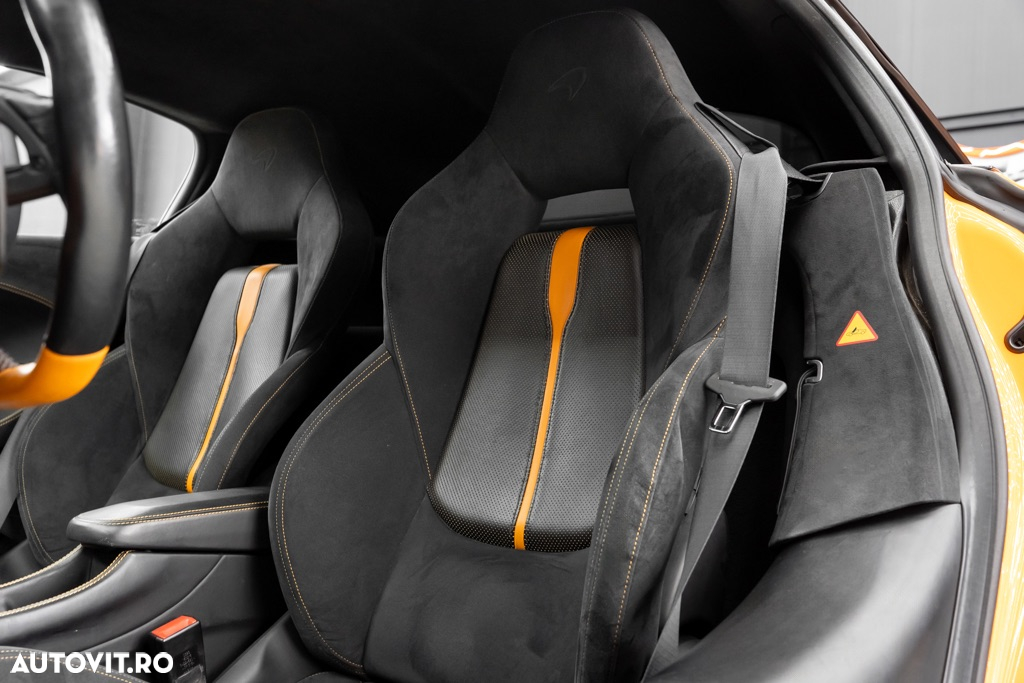 McLaren 570S Coupe - 14