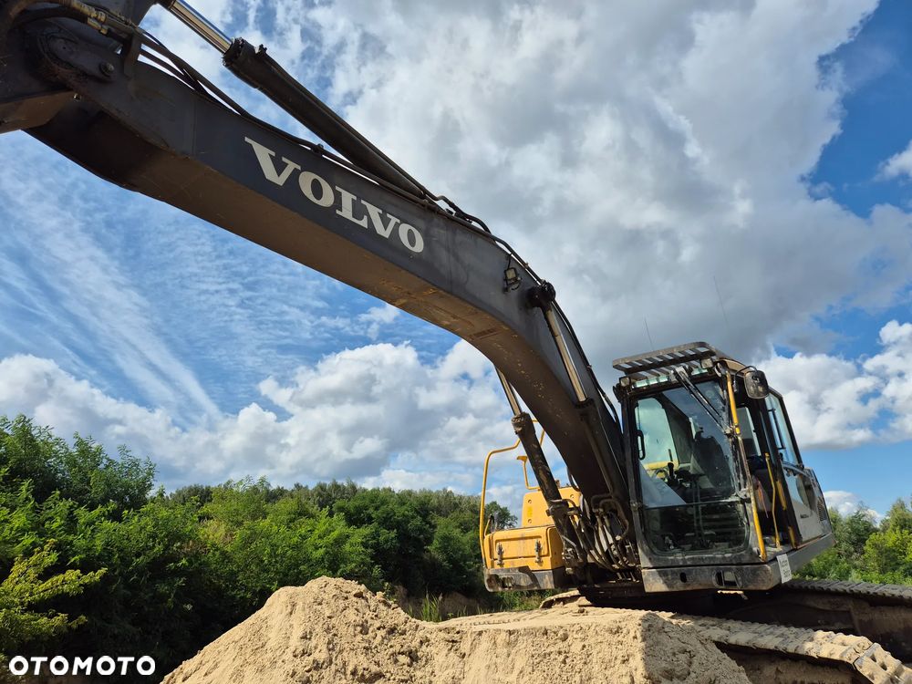 Volvo EC 240 C N L - 3