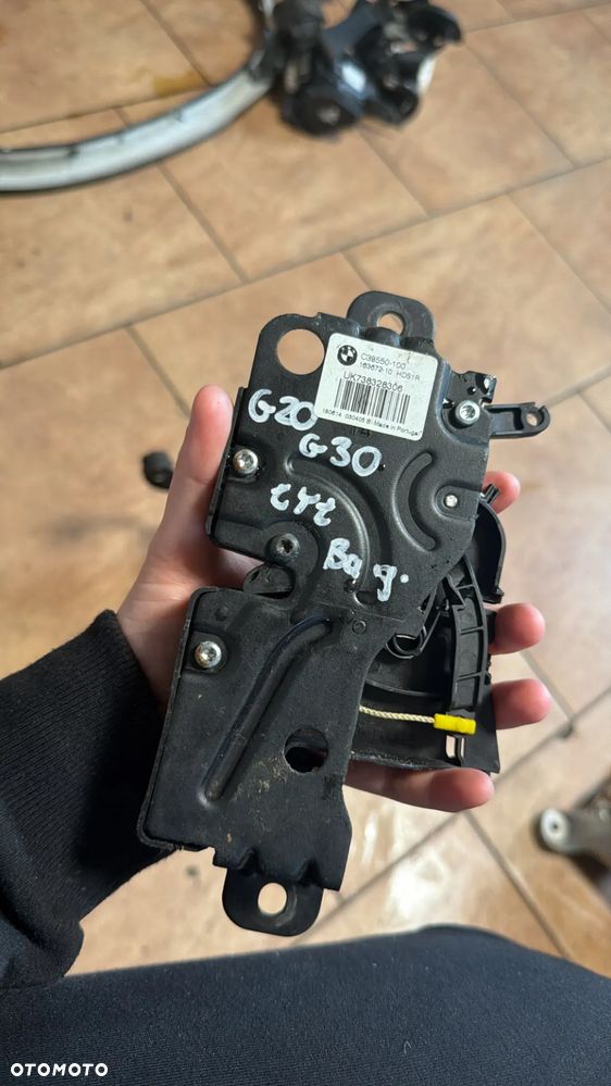 BMW G20 G30 ZAMEK KLAPY TYŁ TYLNEJ BAGAŻNIKA 7383283 - 1