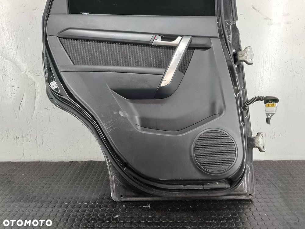 DRZWI TYŁ LEWY  CHEVROLET CAPTIVA 19U - 7