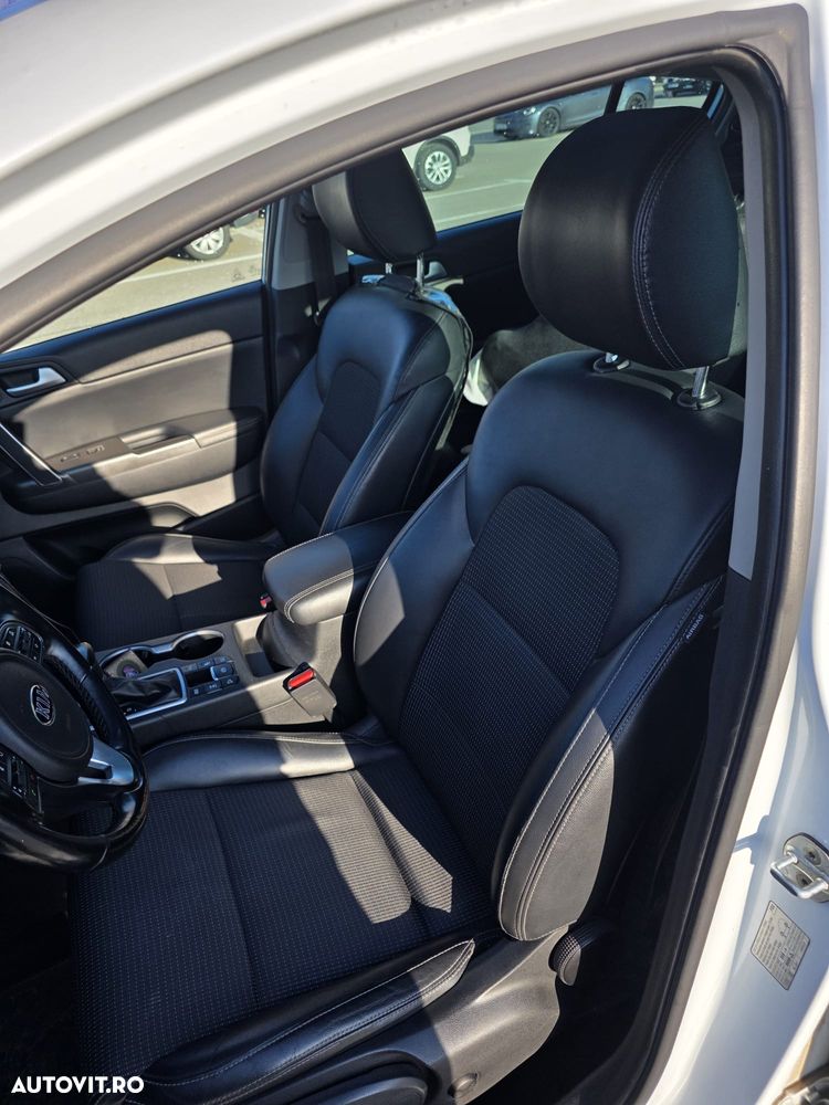 Kia Sportage - 11