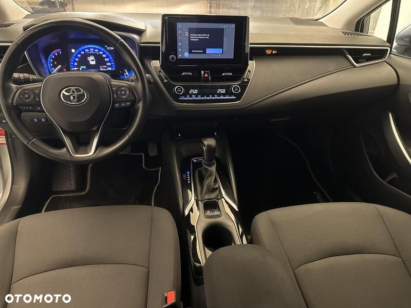 Toyota Corolla - 21