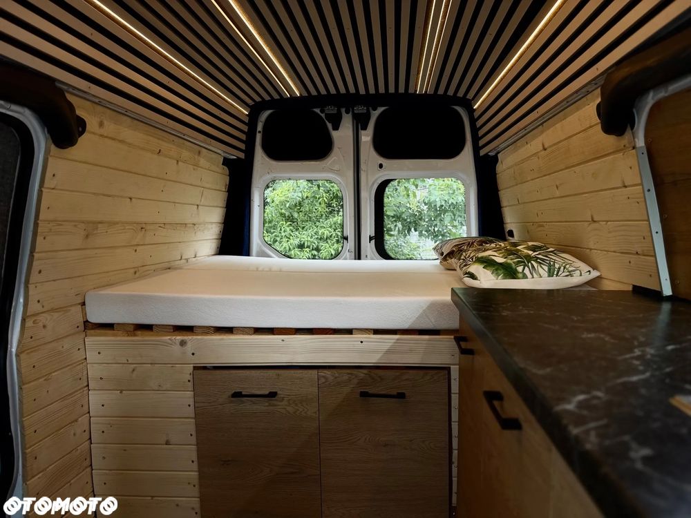 Ford Transit - 16