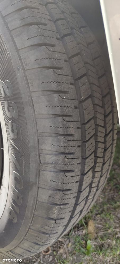 Jeep Liberty 3.7 4x4 - 21