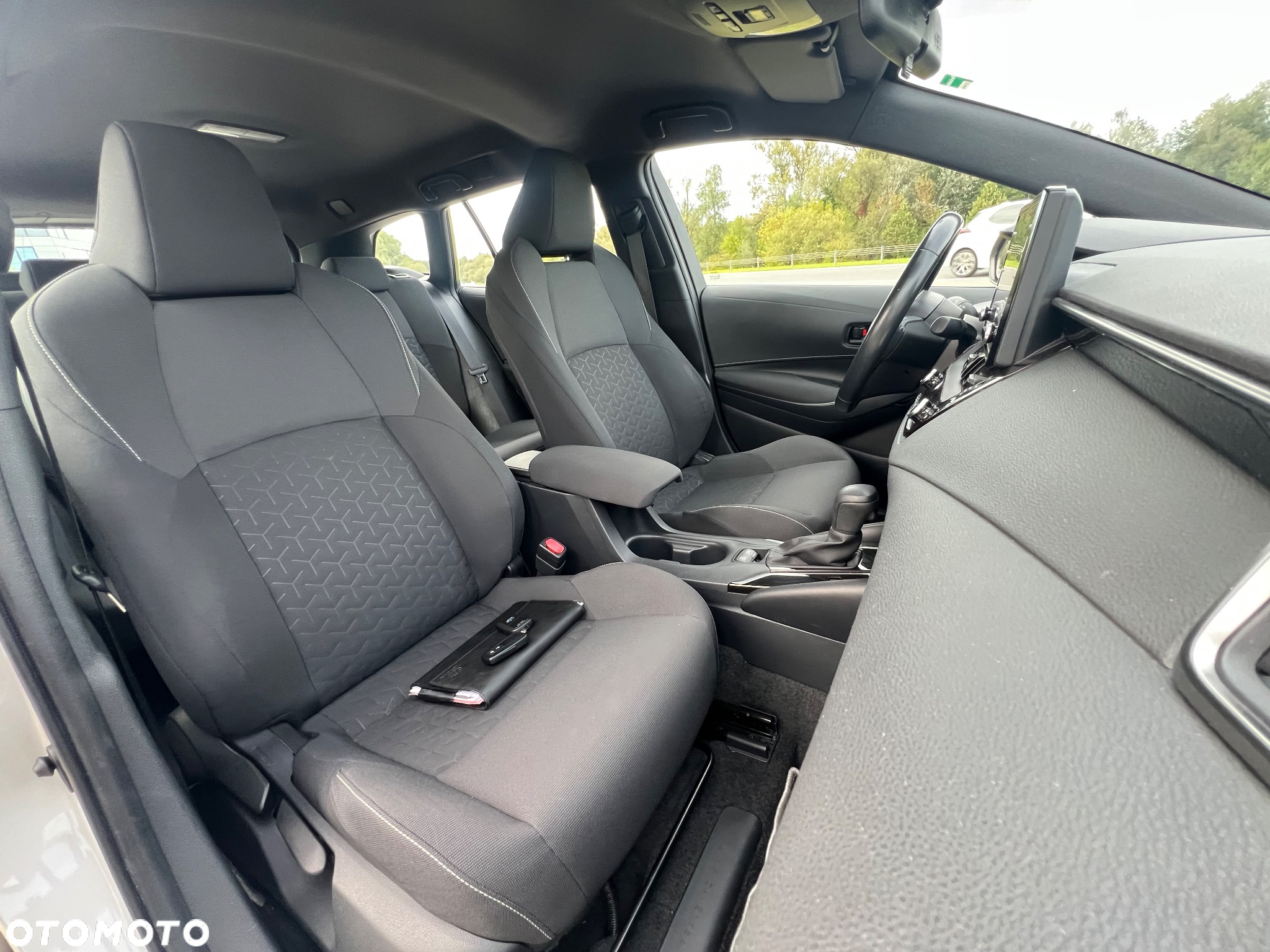 Toyota Corolla 1.8 Hybrid - 40