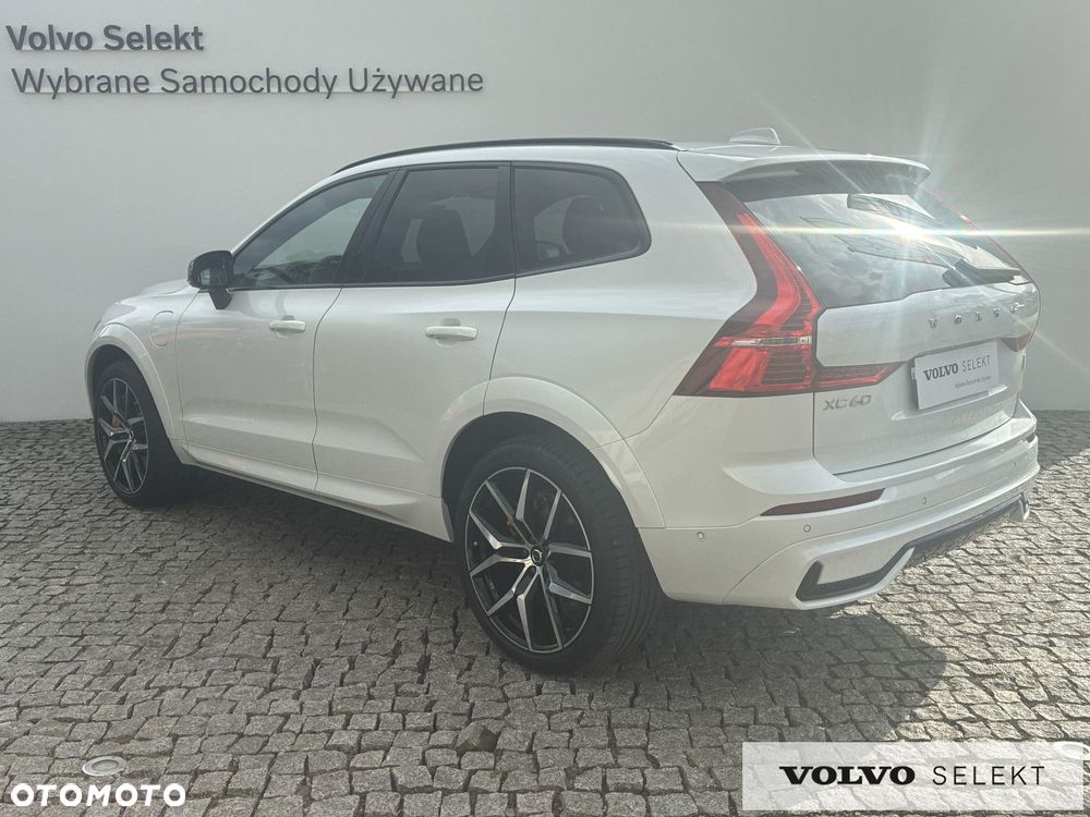 Volvo XC 60 - 4