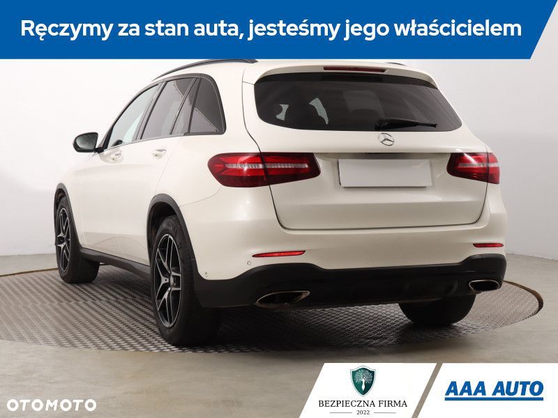 Mercedes-Benz GLC - 6