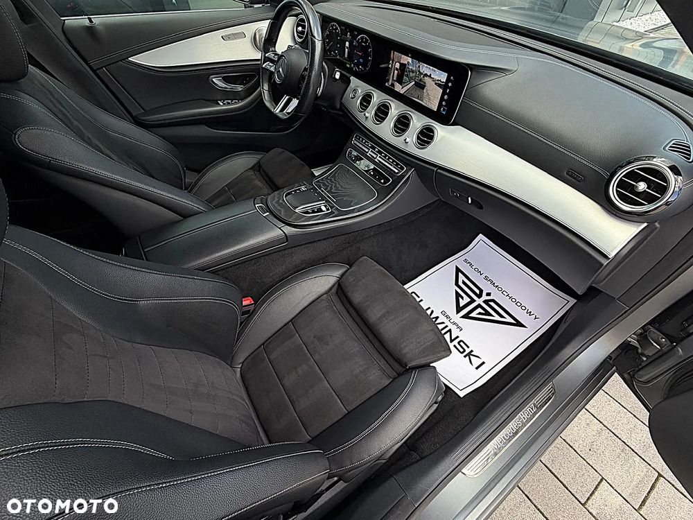 Mercedes-Benz Klasa E 300 de 4-Matic AMG - 21
