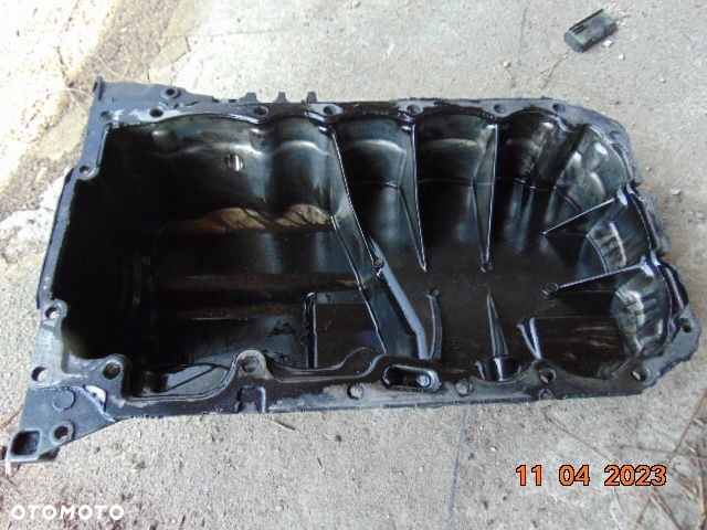 MINI COOPER R55 clubman R56 R60 R58 R59  MISKA oleju OLEJOWA N47 1.6d 2.0d 7811592 - 2