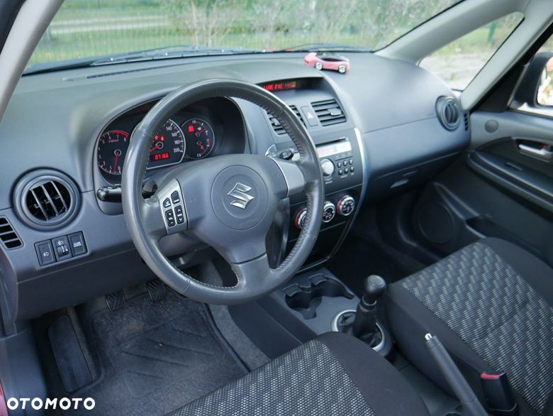 Suzuki SX4 1.6 VVT 4x2 Comfort - 12