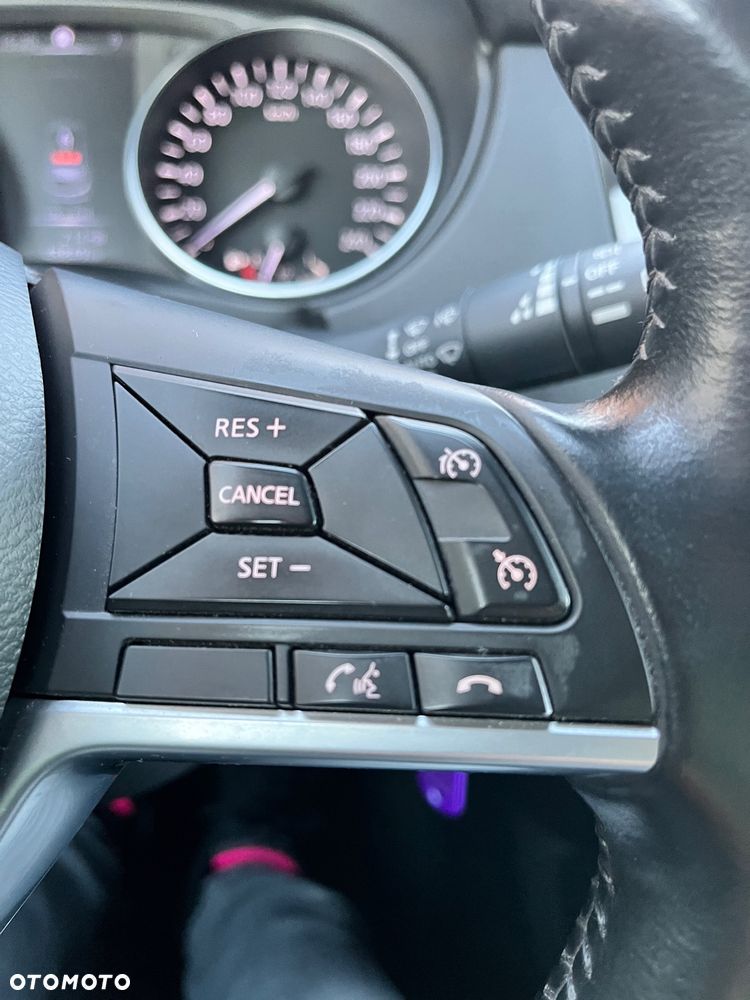 Nissan Qashqai 1.2 DIG-T Visia EU6 - 23