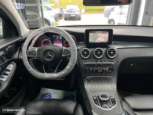 Mercedes-Benz GLC 350 e Coupé AMG Line 4-Matic - 12