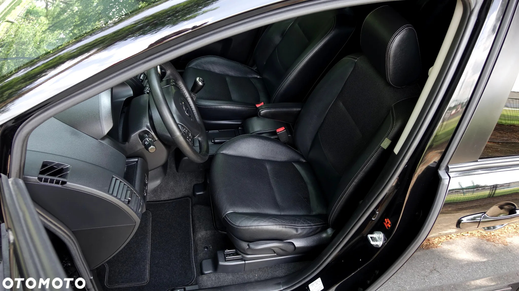 Mazda 5 2.0 Sport - 7
