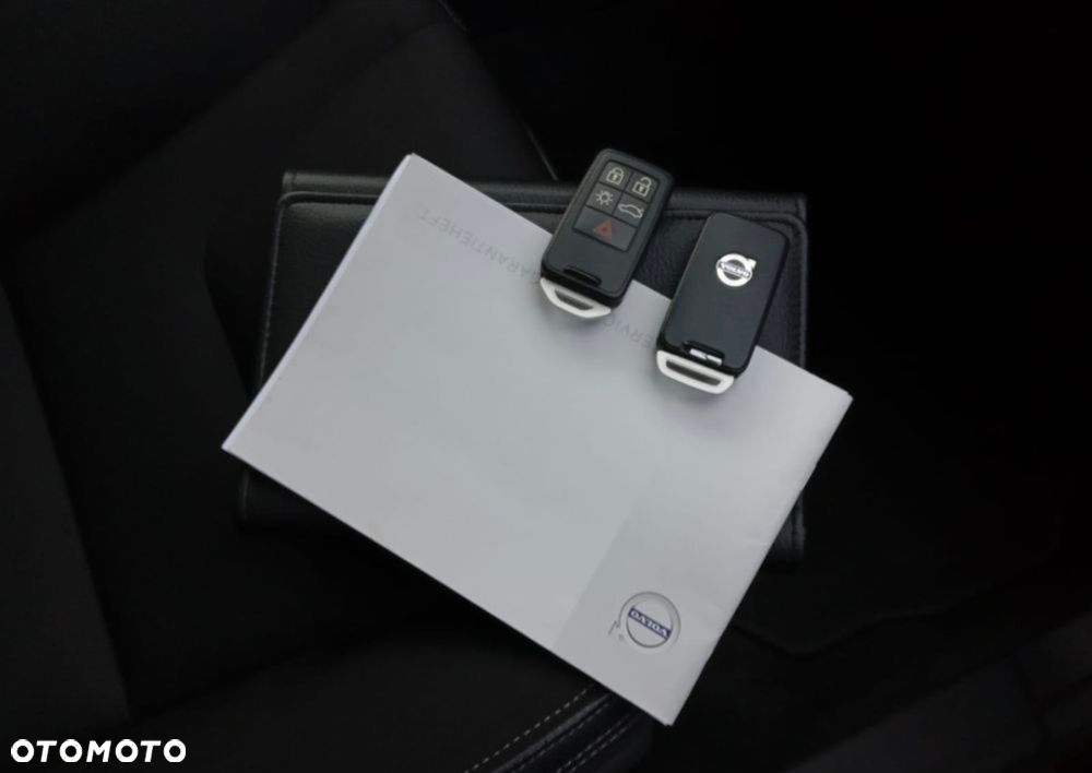 Volvo XC 60 D3 Geartronic Momentum - 16