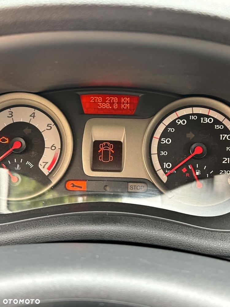 Renault Clio 1.6 16V Expression - 6