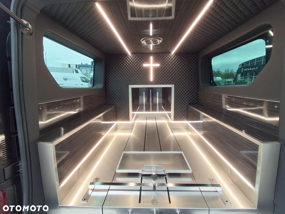 Renault Trafic - 18