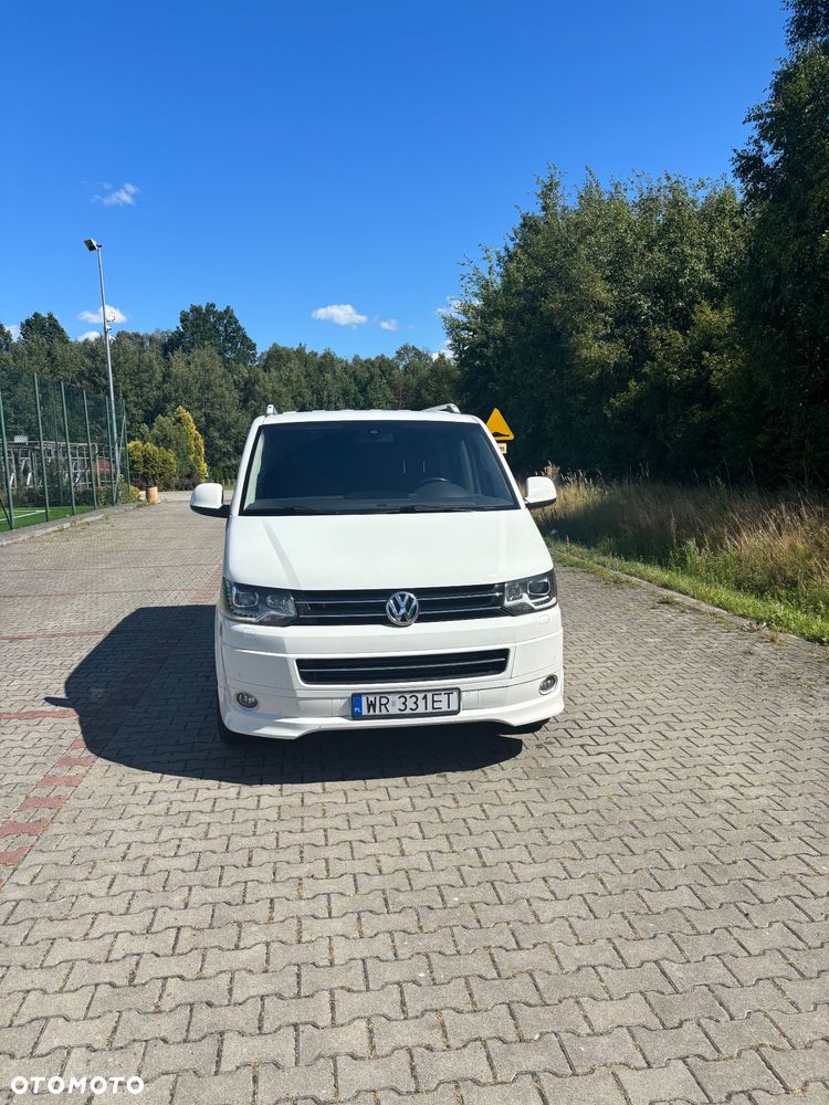 Volkswagen Multivan - 2