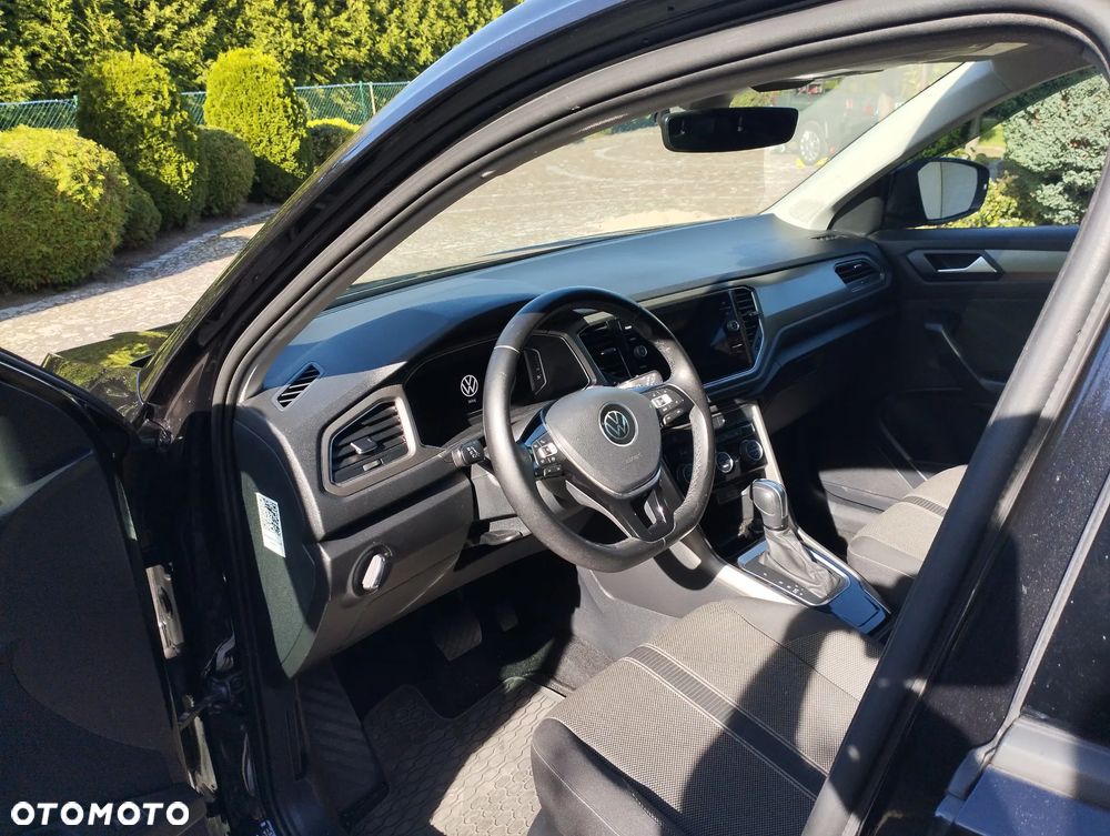 Volkswagen T-Roc - 14