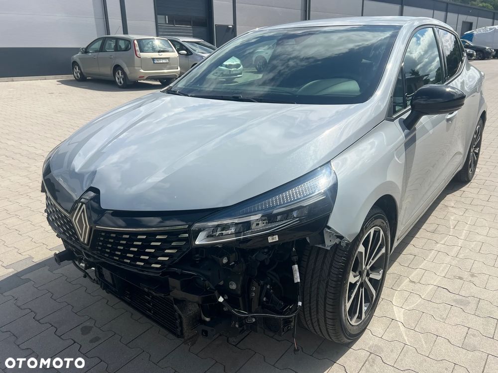 Renault Clio - 1