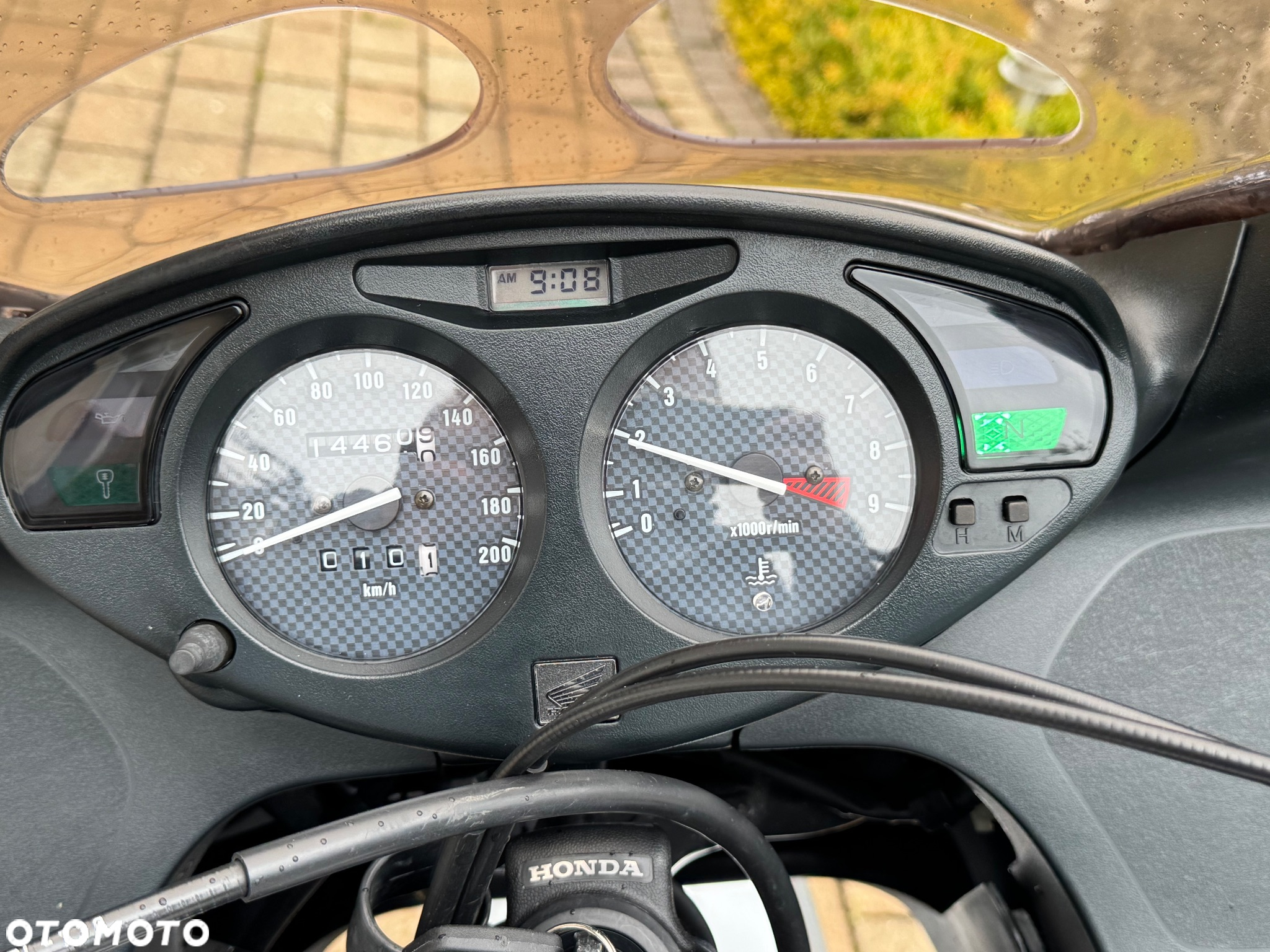 Honda NT - 33