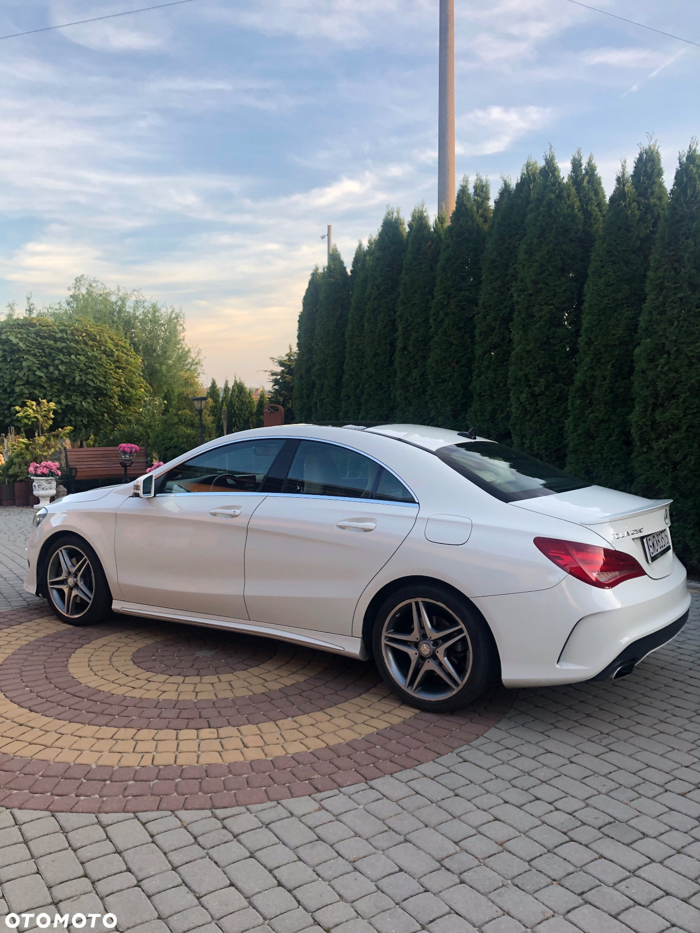 Mercedes-Benz CLA 250 4-Matic - 8