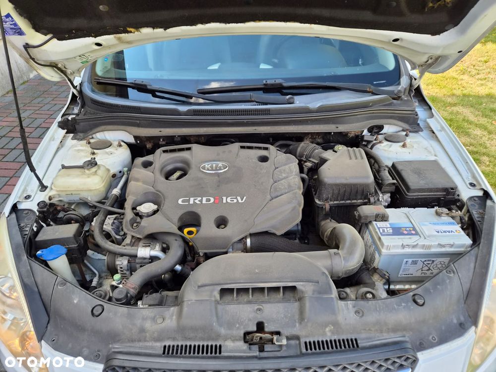 Kia Ceed 2.0 crdi Comfort + - 9