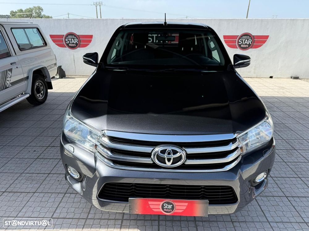 Toyota Hilux - 3