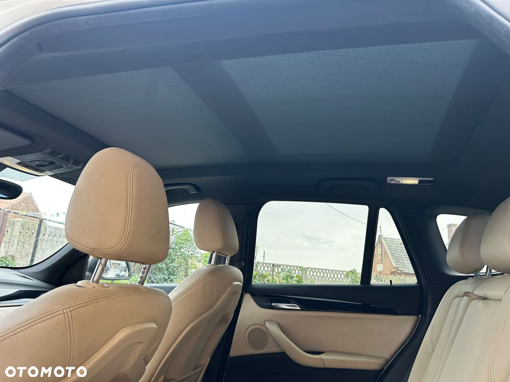 BMW X1 xDrive25i xLine - 23