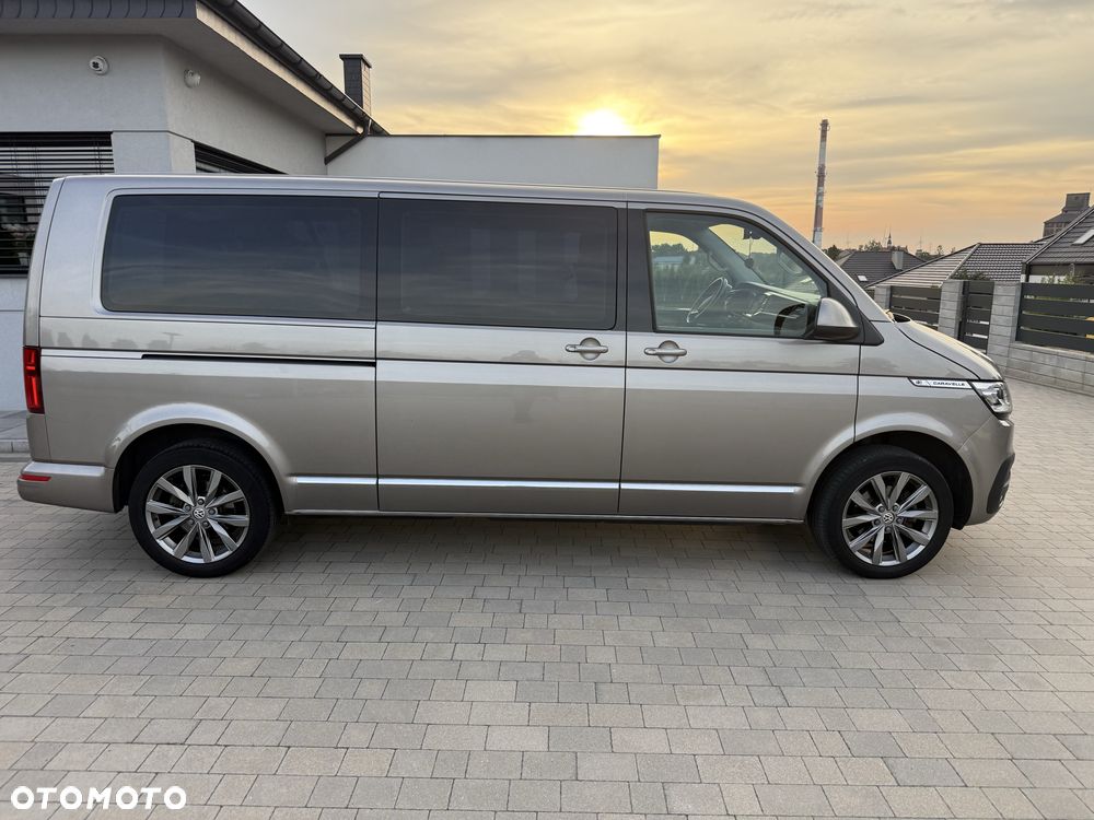 Volkswagen Caravelle - 4
