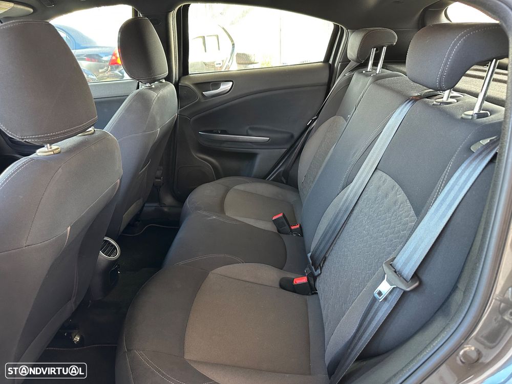 Alfa Romeo Giulietta 2.0 JTDM Trofeo - 16