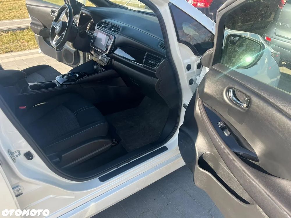 Nissan Leaf 40 kWh N-Connecta - 20