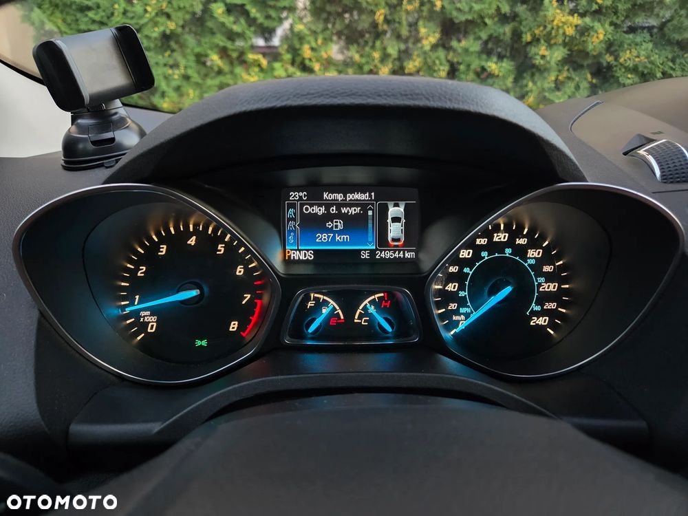 Ford Escape 2.0 EcoBoost AWD Titanium - 20